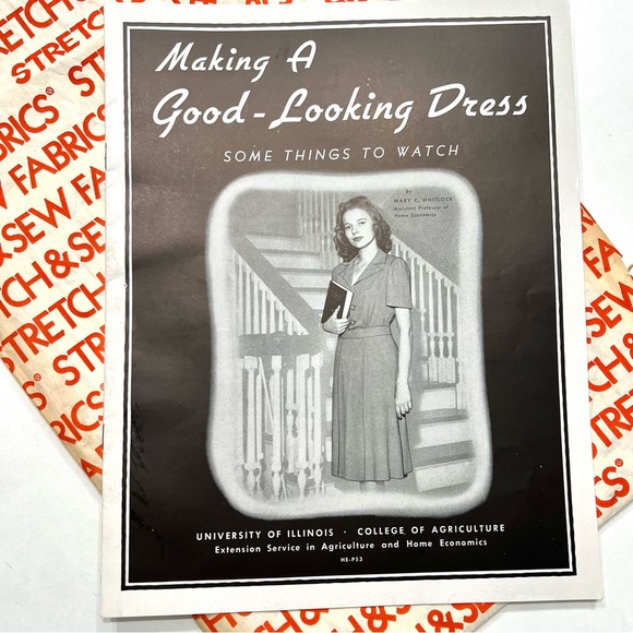 Vintage early 1960’s sewing booklets with great pics & info, great for framing! - Picture 7 of 12